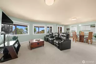 1489 Crestview Dr, Camano Island, WA 98282 - Photo 13