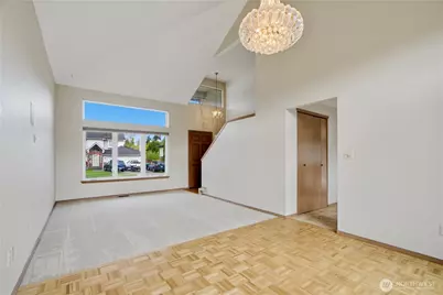 12402 107th Place NE, Kirkland, WA 98034 - Photo 3