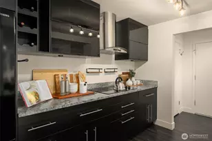 1770 NW 58th St, Seattle, WA 98107 - Photo 3