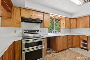 817 NE 10th St, North Bend, WA 98045 - Photo 13