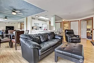 10824 SE 170th St, Renton, WA 98055 - Photo 5
