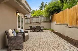 1740 NE 103rd St, Seattle, WA 98125 - Photo 29