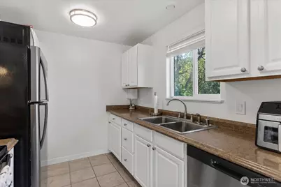 1113 SE 6th Avenue, Oak Harbor, WA 98277 - Photo 7