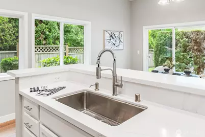 18912 108th Lane SE, Renton, WA 98055 - Photo 13