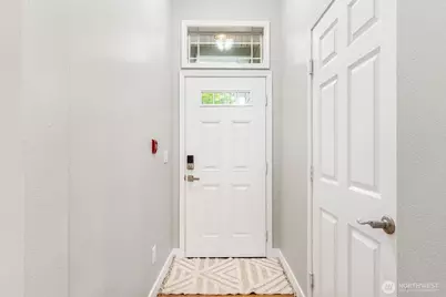 18912 108th Lane SE, Renton, WA 98055 - Photo 5