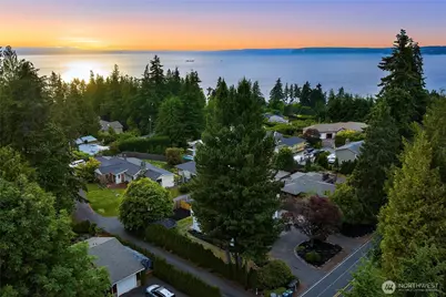 18230 88th Avenue W, Edmonds, WA 98026 - Photo 39