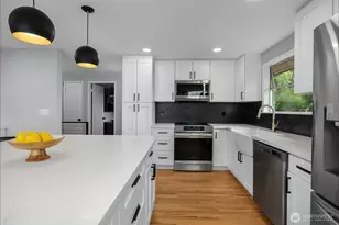 18230 88th Ave W, Edmonds, WA 98026 - Photo 9