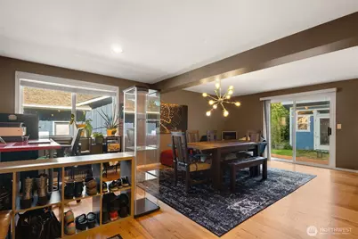 14211 SE 162nd Place, Renton, WA 98058 - Photo 25