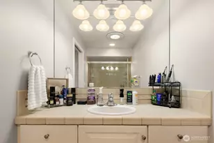 14211 SE 162nd Pl, Renton, WA 98058 - Photo 13