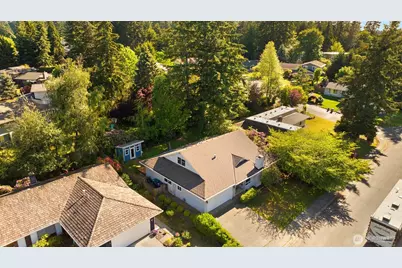 14211 SE 162nd Place, Renton, WA 98058 - Photo 29