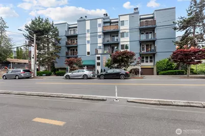 3045 20th Avenue W #209, Seattle, WA 98199 - Photo 27