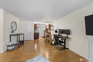 3045 20th Ave W, Seattle, WA 98199 - Photo 5