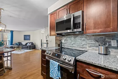 3045 20th Avenue W #209, Seattle, WA 98199 - Photo 11