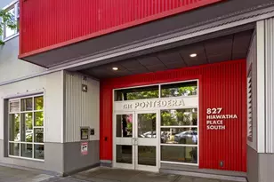 827 Hiawatha Pl S, Seattle, WA 98144 - Photo 3