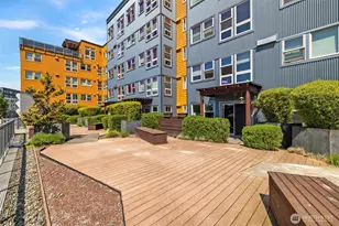 827 Hiawatha Pl S, Seattle, WA 98144 - Photo 19