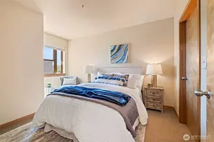 827 Hiawatha Pl S, Seattle, WA 98144 - Photo 11