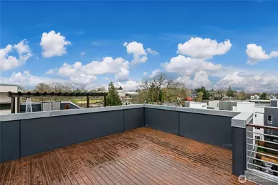 2114 E James Street, Seattle, WA 98122 - Photo 1
