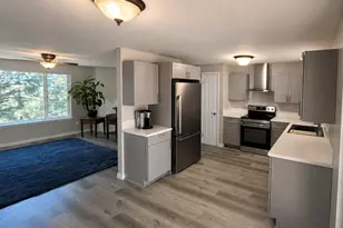 10 NE Anchor Ct, Belfair, WA 98528 - Photo 3