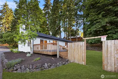 6923 35th Street W, University Place, WA 98466 - Photo 7