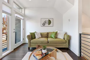 6419 Phinney Ave N, Seattle, WA 98103 - Photo 9