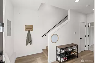 9326 Renton Ave S, Seattle, WA 98118 - Photo 7