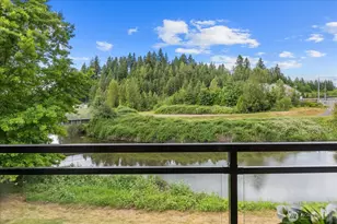 10822 E Riverside Dr, Bothell, WA 98011 - Photo 25
