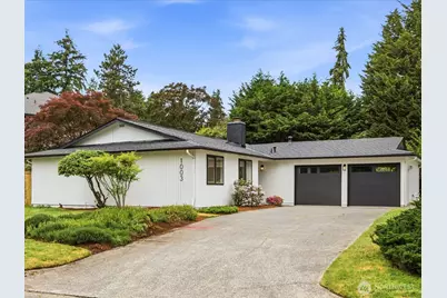 1003 111th Place SE, Bellevue, WA 98004 - Photo 1