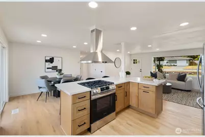 1910 22nd Street, Anacortes, WA 98221 - Photo 7