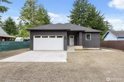 811 Vagabond Avenue, Ocean Shores, WA 98569 - Photo 1