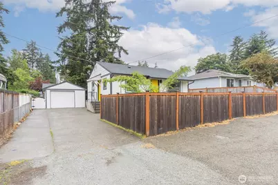 1420 S 129th Street, Burien, WA 98168 - Photo 3