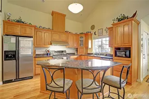 237 Heather Dr, Camano Island, WA 98282 - Photo 13