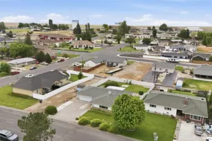 209 W 5th St, Warden, WA 98857 - Photo 31