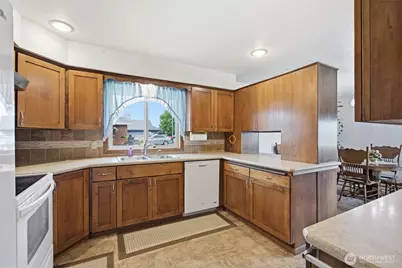 209 W 5th Street, Warden, WA 98857 - Photo 13