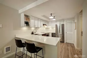 4214 West LK Sammamish Pkwy NE, Redmond, WA 98052 - Photo 3