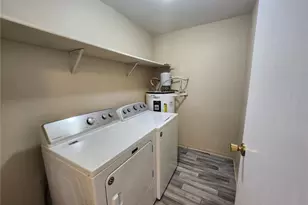 215 100th Street SW, Everett, WA 98204 - Photo 15