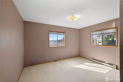 5005 Dundee Drive, Anacortes, WA 98221 - Photo 13