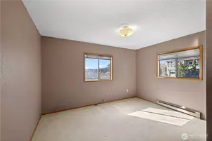 5005 Dundee Dr, Anacortes, WA 98221 - Photo 13