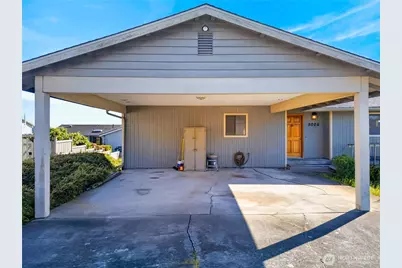 5005 Dundee Drive, Anacortes, WA 98221 - Photo 3