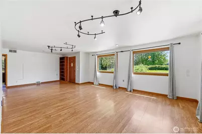 1805 80th Street E, Tacoma, WA 98404 - Photo 9