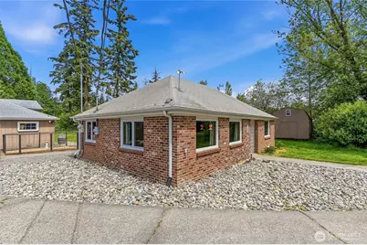 1805 80th Street E, Tacoma, WA 98404 - Photo 3