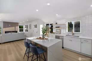 12042 5th Ave NE, Seattle, WA 98125 - Photo 9