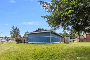 9719 5th St NE, Lake Stevens, WA 98258 - Photo 15