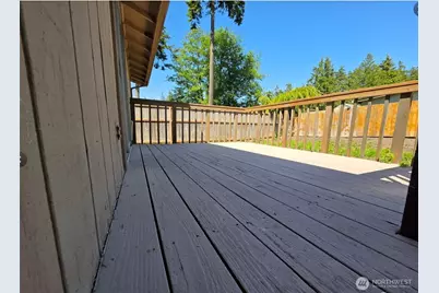 4340 Hamilton Drive, Oak Harbor, WA 98277 - Photo 11