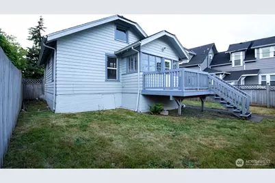 2218 Summit Avenue, Everett, WA 98201 - Photo 31