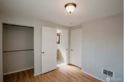 2220 Summit Avenue, Everett, WA 98201 - Photo 15