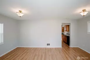 2220 Summit Ave, Everett, WA 98201 - Photo 3