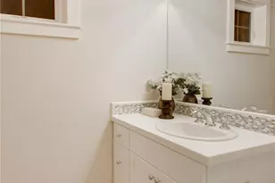 1914 108th Ave SE, Bellevue, WA 98004 - Photo 19