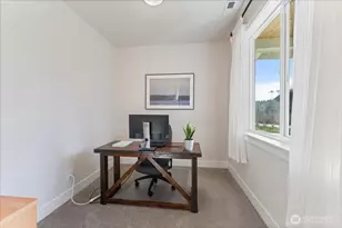 18905 129th St E, Bonney Lake, WA 98391 - Photo 3