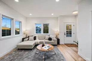 1004 N 48th St, Seattle, WA 98103 - Photo 29