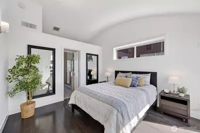 311 14th Avenue E #A, Seattle, WA 98112 - Photo 15